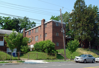 2919 N St SE in Washington, DC - Building Photo - Building Photo