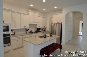 9417 Iron Keeper in San Antonio, TX - Building Photo - Building Photo