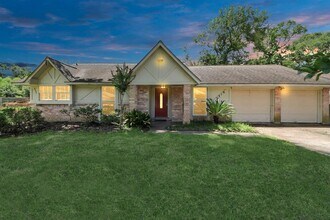 3219 Gary Ln in Spring, TX - Foto de edificio - Building Photo