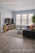 1925 W Montrose Ave in Chicago, IL - Building Photo - Building Photo