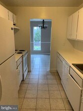 7585 Margate Ct-Unit -201 in Manassas, VA - Building Photo - Building Photo
