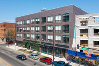 Bucktown Gateway in Chicago, IL - Foto de edificio - Building Photo