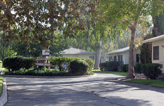 3012 Lincoln Ave in Altadena, CA - Building Photo - Building Photo