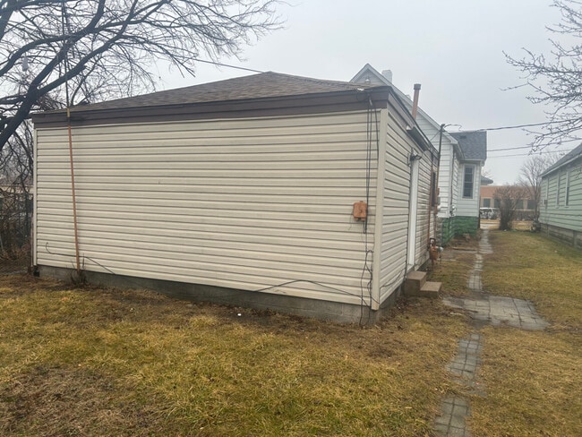 4722 Pine Ave in Hammond, IN - Building Photo - Building Photo