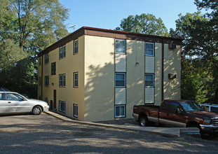 Lily Lake Terrace Apartments in Stillwater, MN - Building Photo - Building Photo