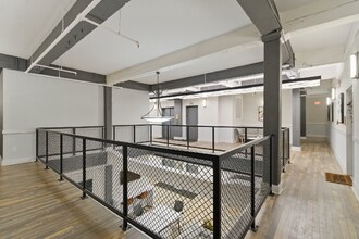 160 Lafayette St, Unit 105 in Jersey City, NJ - Foto de edificio - Building Photo