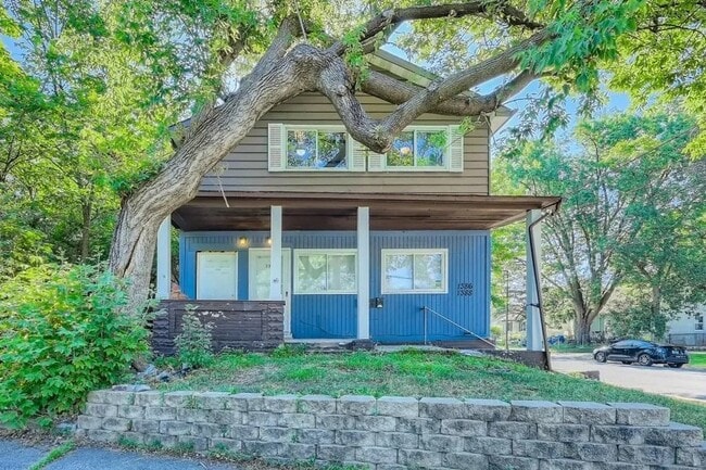 1386 Furness Pky in St. Paul, MN - Foto de edificio - Building Photo