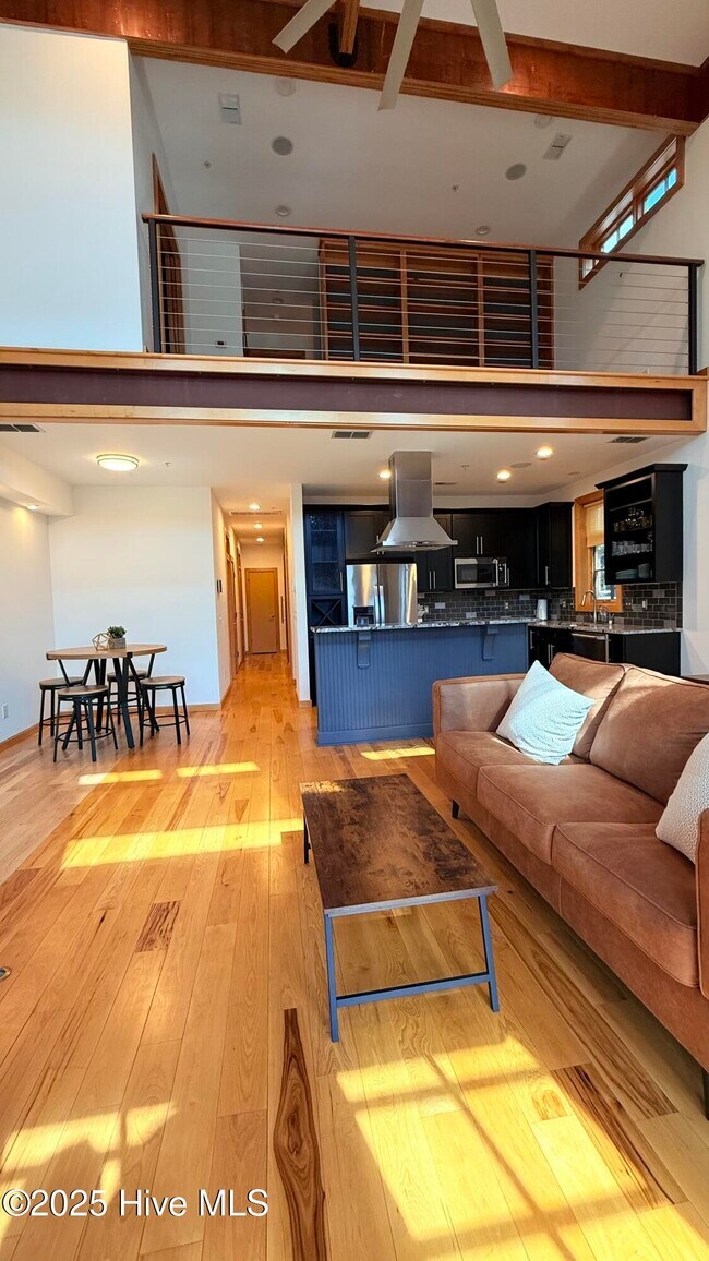 property at 273 W Pennsylvania Ave