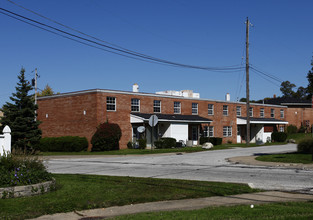 Seneca-Broadview Hills in Broadview Heights, OH - Building Photo - Building Photo