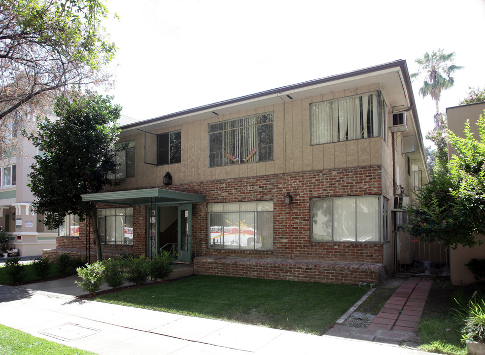 Casa Loma Apartments in Pasadena, CA - Building Photo