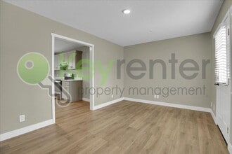 3037 San Diego Way in Sacramento, CA - Building Photo - Building Photo