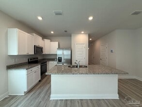 8778 Meadow Flower Ln in Pensacola, FL - Building Photo - Building Photo