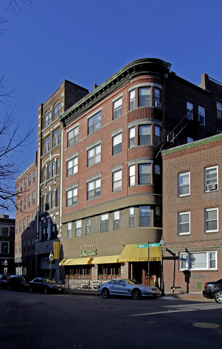 Paul Revere Court in Boston, MA - Building Photo