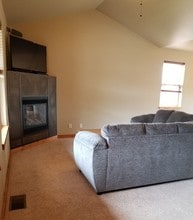 113 Forest Grove Lane in Bozeman, MT - Foto de edificio - Building Photo