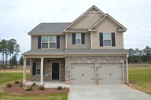127 Biscayne Terrace in Hampton, GA - Building Photo