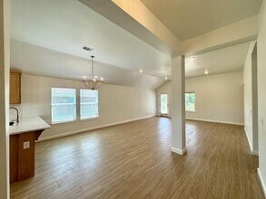 3108 Mt Nebo Dr in Yukon, OK - Building Photo - Building Photo