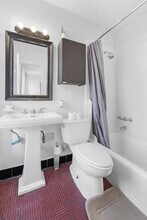 181 W 4th St in New York, NY - Building Photo - Building Photo
