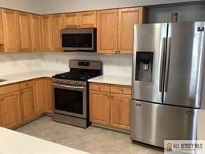 931 Cedar Ct in New Brunswick, NJ - Building Photo - Building Photo