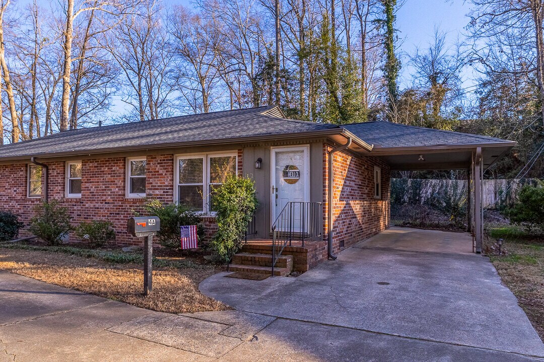 4 Heritage Ct in Greenville, SC - Building Photo
