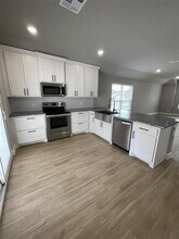 626 W Florence St in Denison, TX - Building Photo - Building Photo