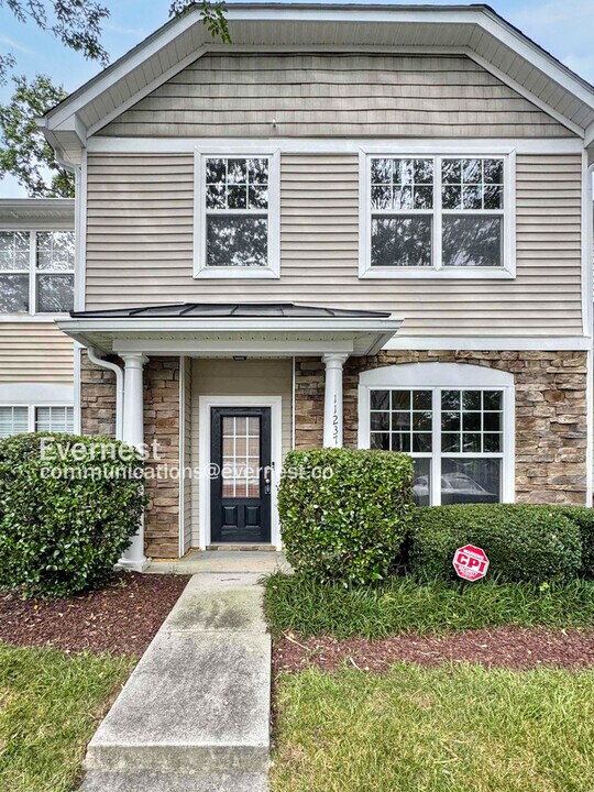 11237 Lofty Heights Pl in Raleigh, NC - Building Photo
