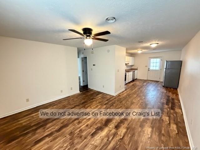 189 Bahia Ln in Raeford, NC - Foto de edificio - Building Photo