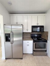 2975 SW 25th Ter in Miami, FL - Building Photo - Building Photo