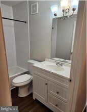 2115 Woodhollow Dr in Evesham, NJ - Building Photo - Building Photo