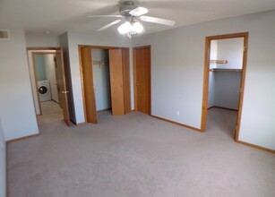 10549 64th Way NE in Albertville, MN - Building Photo - Building Photo