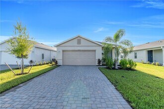 16520 Fire Coral Ln in North Fort Myers, FL - Building Photo - Building Photo