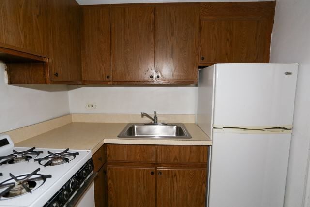 1169 N Dearborn St, Unit 612 in Chicago, IL - Foto de edificio - Building Photo