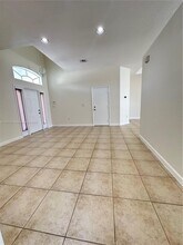 1365 SW 154th Ct in Miami, FL - Building Photo - Building Photo