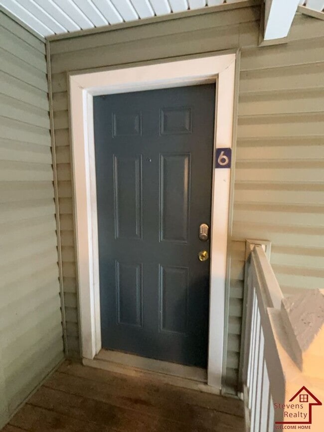 430 Oriole Dr in McMinnville, TN - Foto de edificio - Building Photo