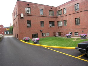 Ravenswood in Pittsburgh, PA - Foto de edificio - Building Photo