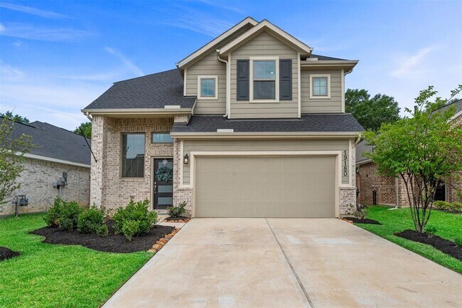 property at 19180 Cedar Lennox Cir