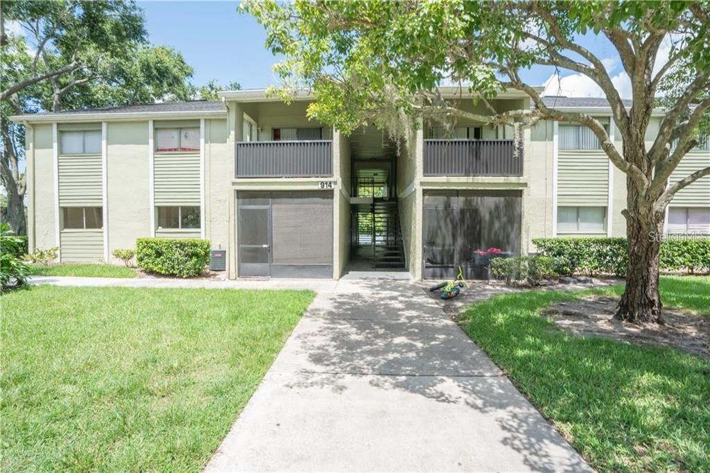 914 Lake Destiny Rd in Altamonte Springs, FL - Building Photo