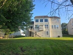 3296 Wind Dr in Lewis Center, OH - Building Photo - Building Photo