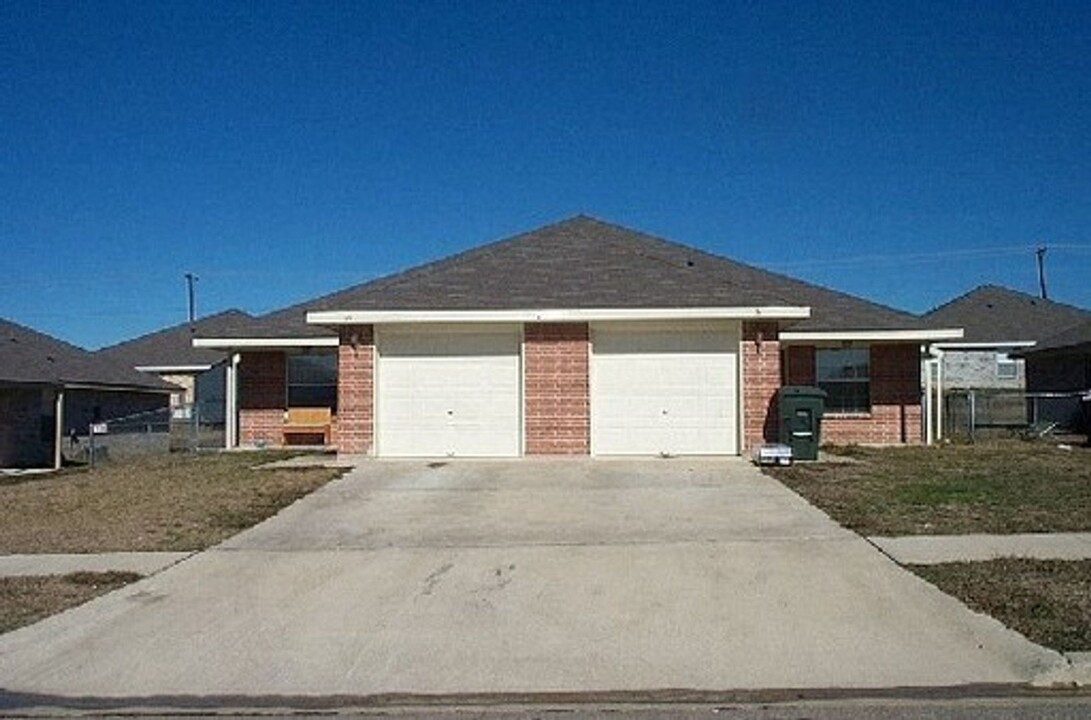 2802 Edgefield St in Killeen, TX - Building Photo