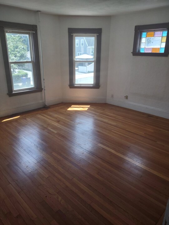 44 Boylston St in Malden, MA - Building Photo