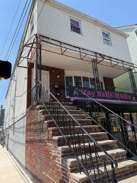 201 39th St in Union City, NJ - Building Photo - Building Photo