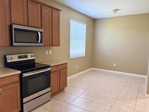 7514 Dragon Fly Loop in Gibsonton, FL - Building Photo - Building Photo