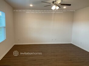 115 Glacier Wy in La Vergne, TN - Building Photo - Building Photo