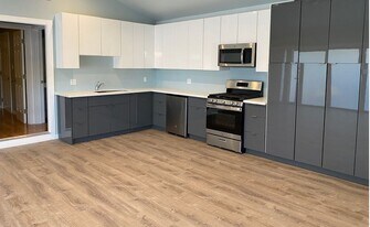 944 Bruno St in Novato, CA - Building Photo