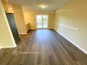 7341 Morris Pond Dr in Charlotte, NC - Foto de edificio - Building Photo