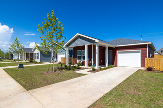 Outpost Orchard Residential in Foley, AL - Foto de edificio - Building Photo