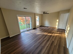 1310 Louisville Rd in Frankfort, KY - Building Photo - Building Photo