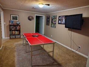 8596 Meadowbrook Dr in Jenison, MI - Building Photo - Building Photo