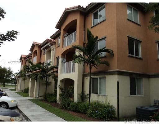 17622 NW 25th Ave-Unit -106 in Miami Gardens, FL - Building Photo - Building Photo