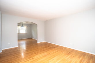 238 N Yale Ave in Arlington Heights, IL - Building Photo - Building Photo