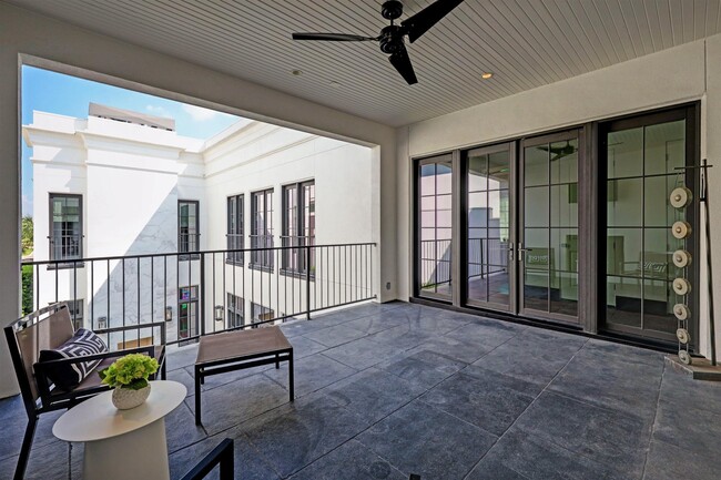 2521 Westgate Dr in Houston, TX - Building Photo - Building Photo